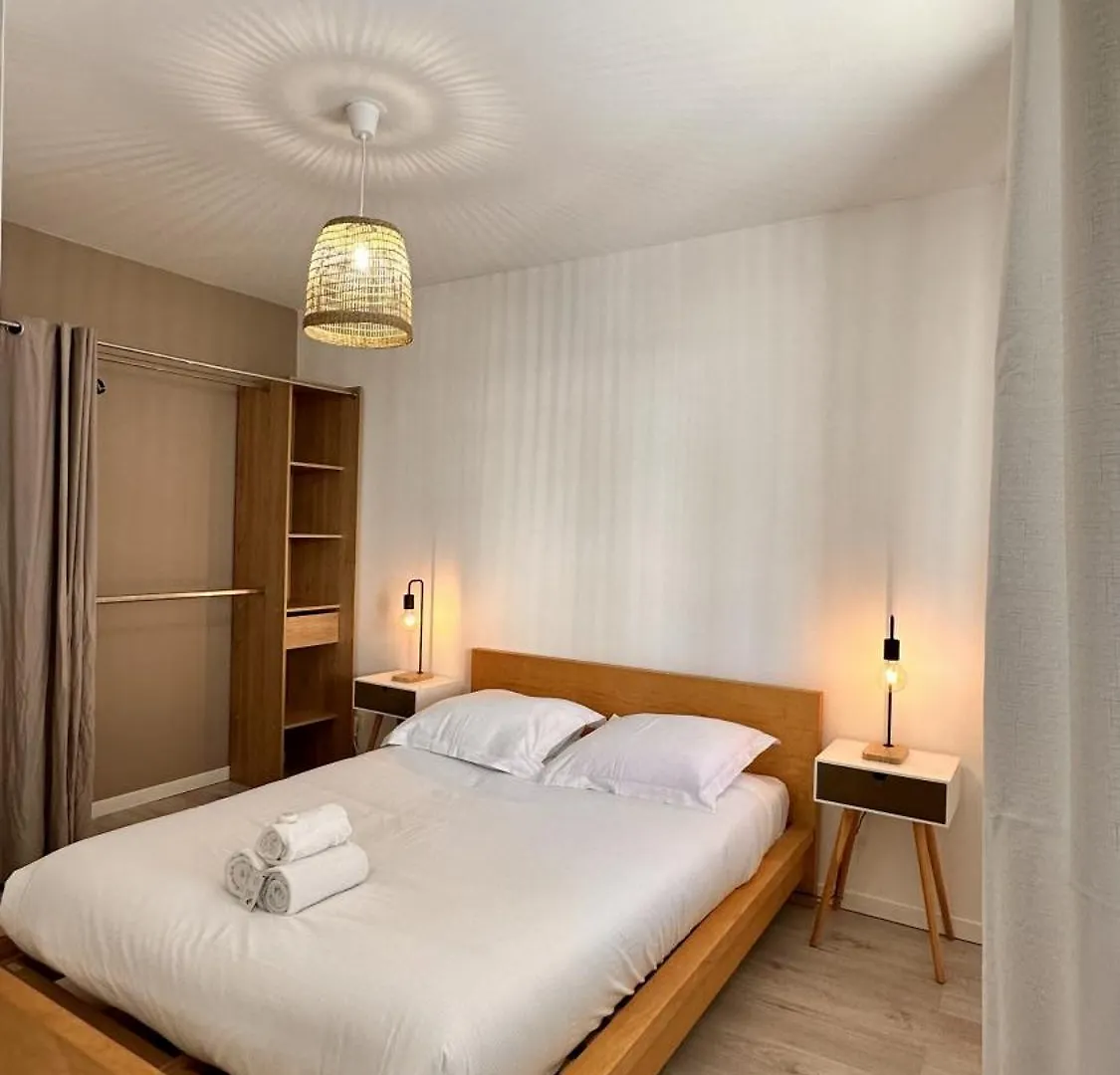 Appartement Villeurbanne • T2 Fraternite • Hostisy