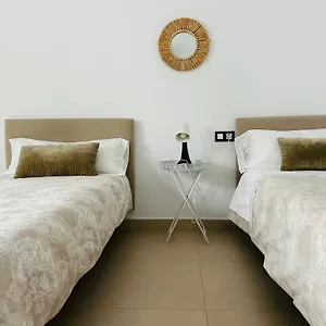 https://victoria-beach-premium.es-andalucia.com