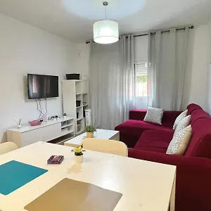 https://triana-roomable.es-andalucia.com